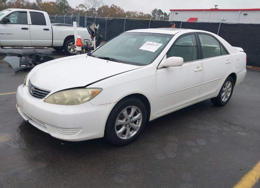 Photo 2 of 2006 Toyota Camry LE (VIN 4T1BE32K86U718158)