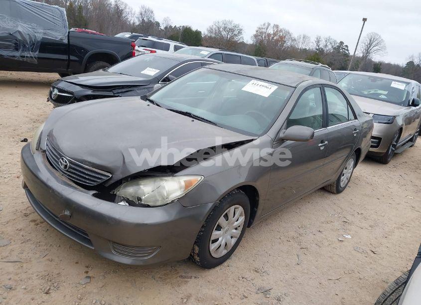 Photo 2 of 2006 Toyota Camry LE (VIN 4T1BE32K86U733260)