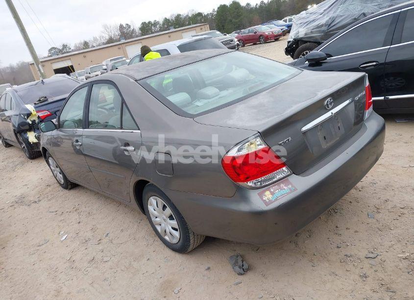 Photo 3 of 2006 Toyota Camry LE (VIN 4T1BE32K86U733260)