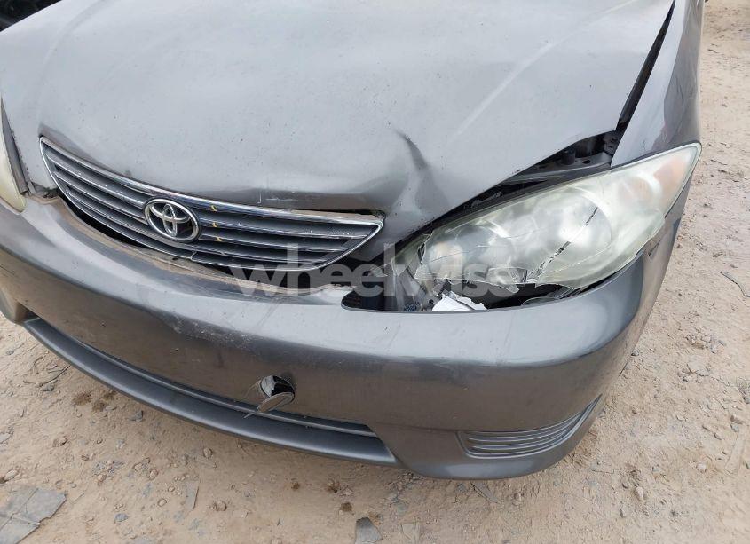 Photo 6 of 2006 Toyota Camry LE (VIN 4T1BE32K86U733260)