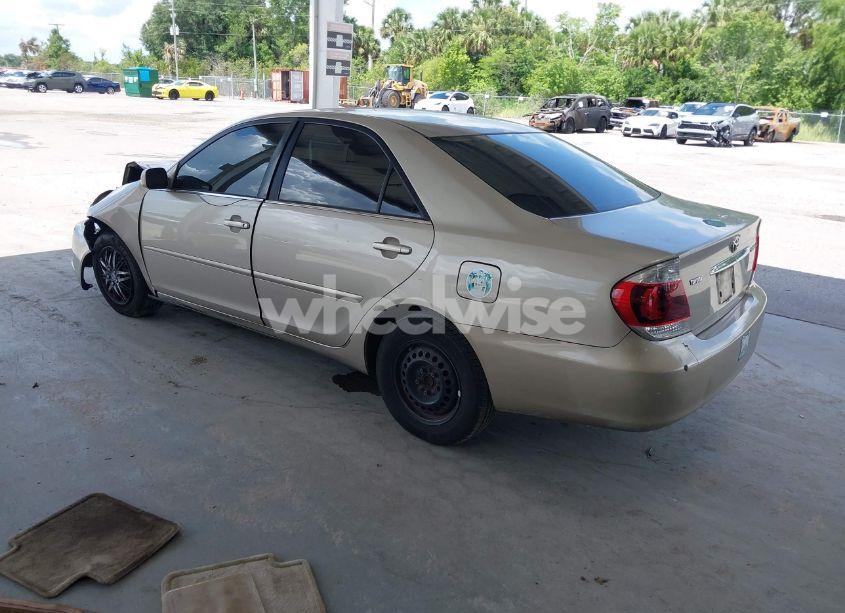 Photo 3 of 2006 Toyota Camry LE (VIN 4T1BE32K86U737115)