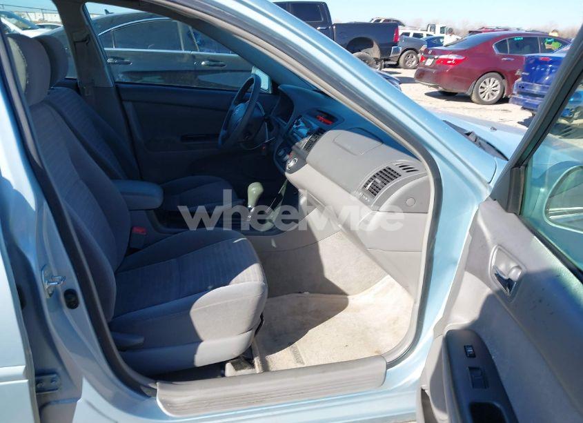 Photo 5 of 2006 Toyota Camry LE (VIN 4T1BE32K86U748065)