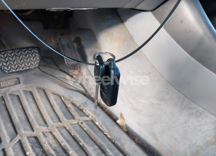 Photo 11 of 2002 Toyota Camry LE (VIN 4T1BE32K92U028980)