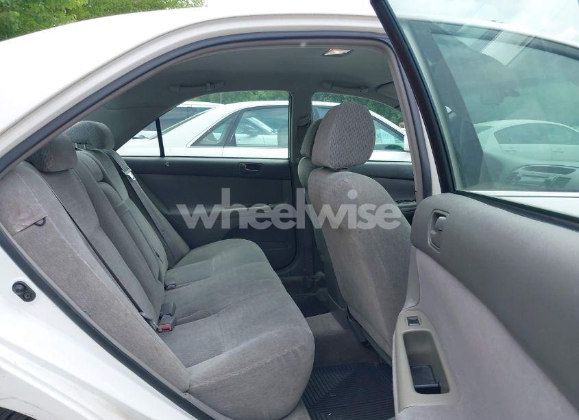 Photo 8 of 2002 Toyota Camry LE (VIN 4T1BE32K92U047903)