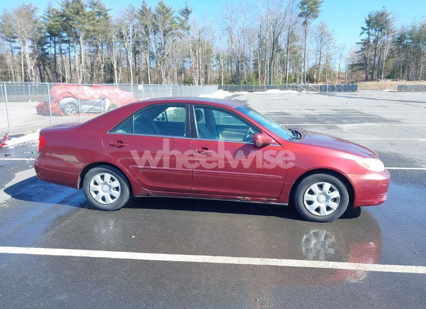 Photo 13 of 2002 Toyota Camry LE/XLE/SE (VIN 4T1BE32K92U049618)