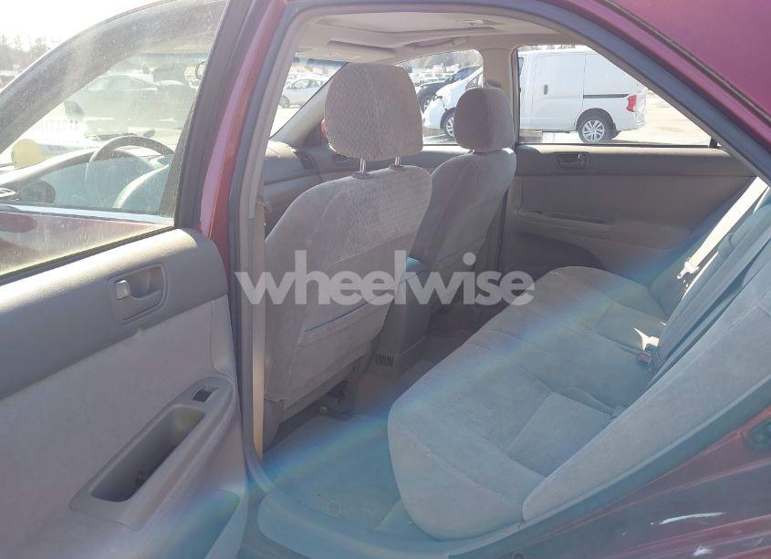 Photo 8 of 2002 Toyota Camry LE/XLE/SE (VIN 4T1BE32K92U049618)