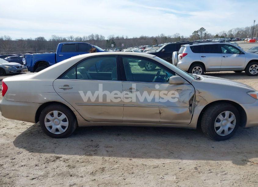 Photo 17 of 2002 Toyota Camry LE (VIN 4T1BE32K92U069139)