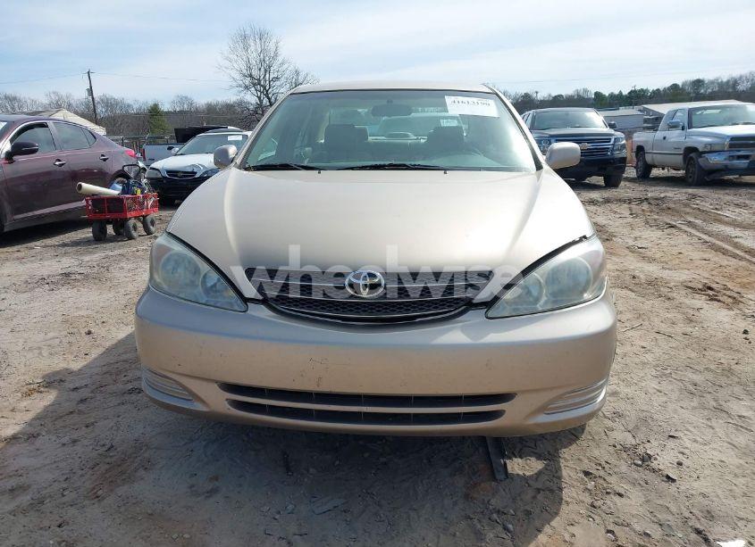 Photo 6 of 2002 Toyota Camry LE (VIN 4T1BE32K92U069139)