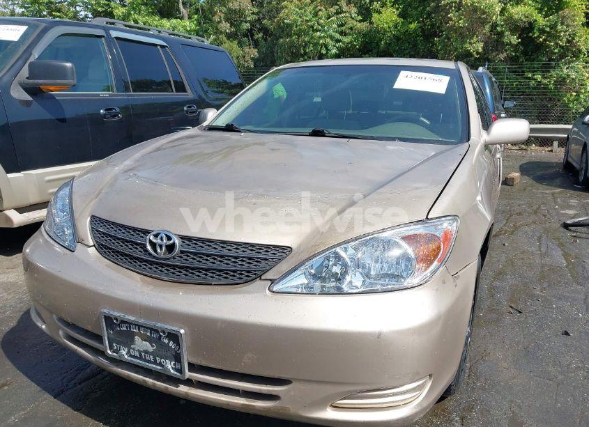 Photo 12 of 2002 Toyota Camry LE (VIN 4T1BE32K92U092811)