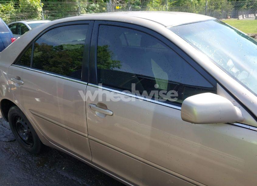 Photo 13 of 2002 Toyota Camry LE (VIN 4T1BE32K92U092811)