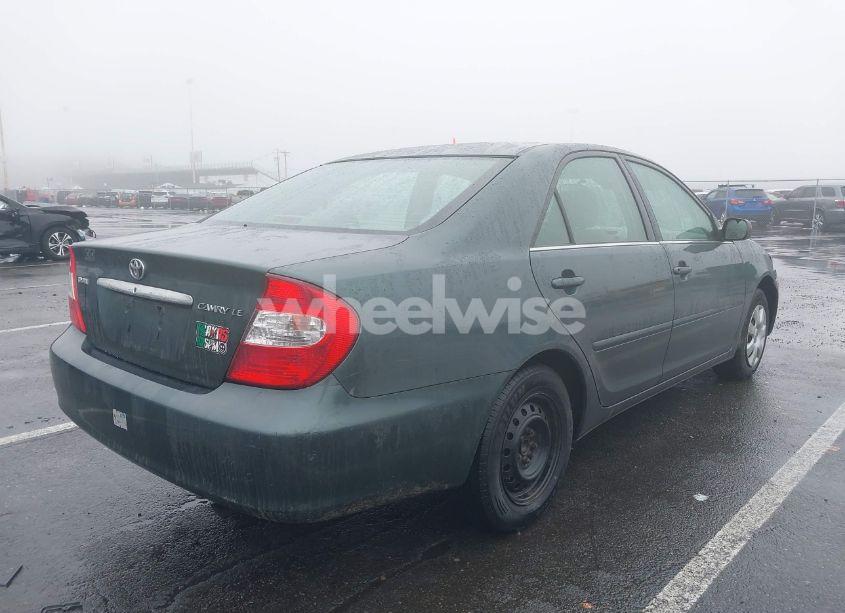Photo 4 of 2002 Toyota Camry LE (VIN 4T1BE32K92U526046)