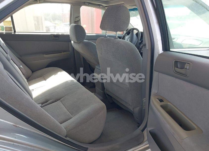 Photo 8 of 2002 Toyota Camry LE (VIN 4T1BE32K92U554994)