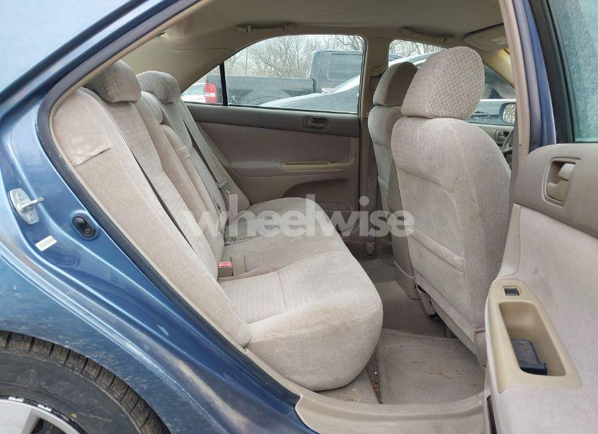 Photo 8 of 2002 Toyota Camry LE (VIN 4T1BE32K92U569897)