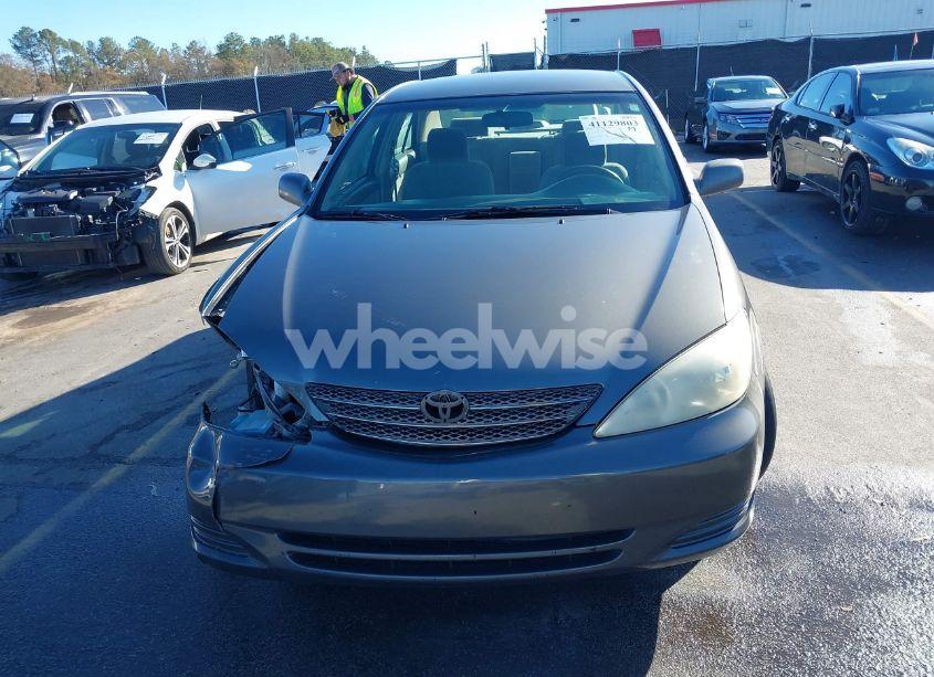 Photo 12 of 2002 Toyota Camry LE (VIN 4T1BE32K92U570578)