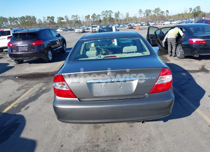 Photo 16 of 2002 Toyota Camry LE (VIN 4T1BE32K92U570578)