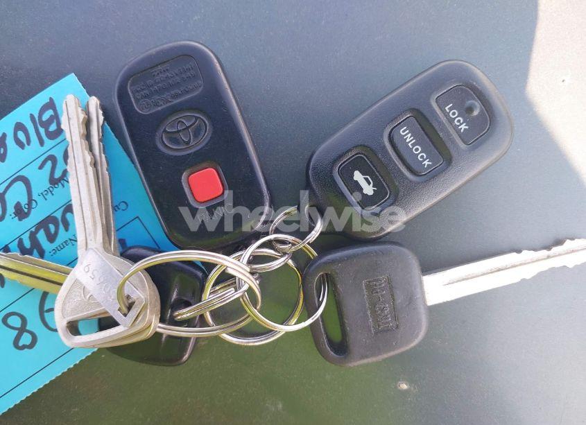 Photo 11 of 2002 Toyota Camry LE (VIN 4T1BE32K92U581337)