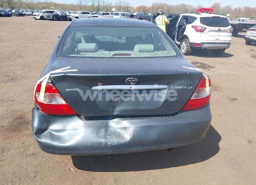 Photo 17 of 2002 Toyota Camry LE (VIN 4T1BE32K92U581337)