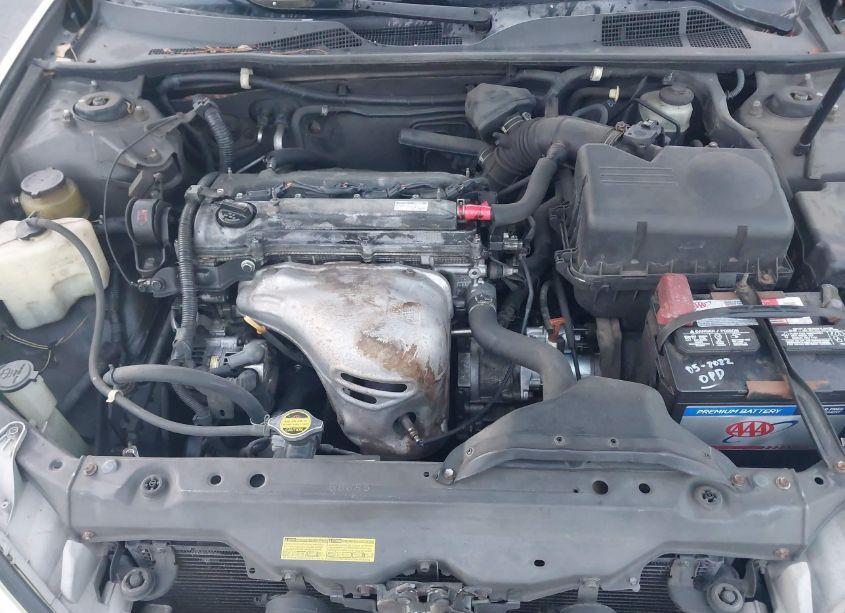 Photo 10 of 2002 Toyota Camry LE (VIN 4T1BE32K92U583038)