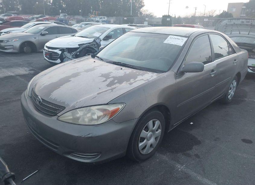 Photo 6 of 2002 Toyota Camry LE (VIN 4T1BE32K92U583038)