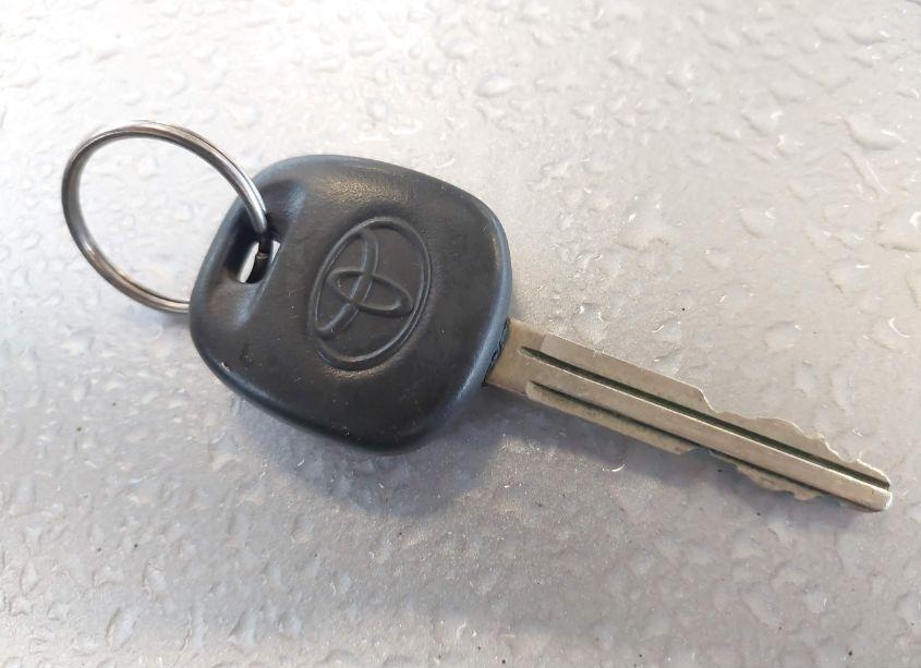 Photo 11 of 2002 Toyota Camry XLE (VIN 4T1BE32K92U590183)