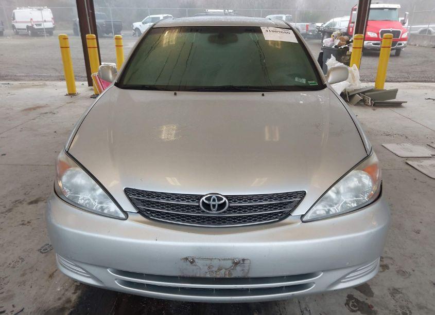 Photo 12 of 2002 Toyota Camry XLE (VIN 4T1BE32K92U590183)