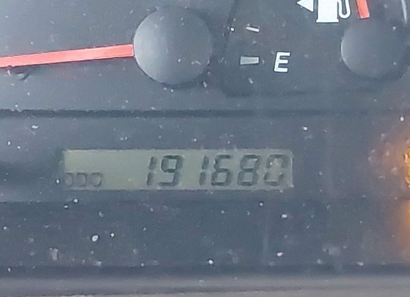 Photo 15 of 2002 Toyota Camry XLE (VIN 4T1BE32K92U590183)