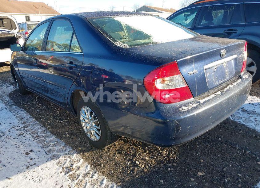 Photo 3 of 2002 Toyota Camry LE (VIN 4T1BE32K92U597960)