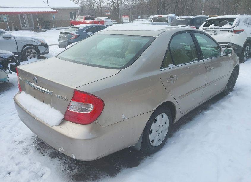 Photo 4 of 2002 Toyota Camry LE (VIN 4T1BE32K92U598509)