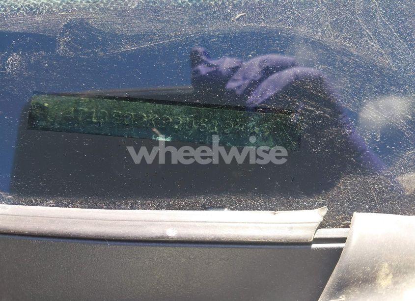 Photo 9 of 2002 Toyota Camry LE (VIN 4T1BE32K92U618449)