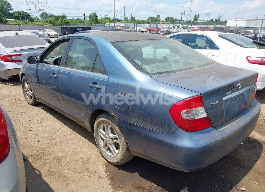 Photo 3 of 2002 Toyota Camry LE (VIN 4T1BE32K92U622078)