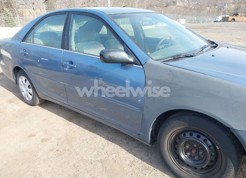 Photo 6 of 2002 Toyota Camry LE (VIN 4T1BE32K92U624428)