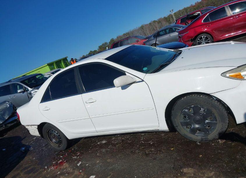 Photo 13 of 2003 Toyota Camry LE (VIN 4T1BE32K93U141250)