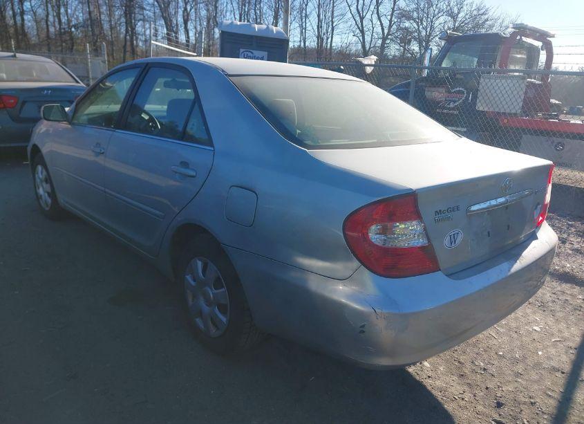Photo 3 of 2003 Toyota Camry LE (VIN 4T1BE32K93U144567)