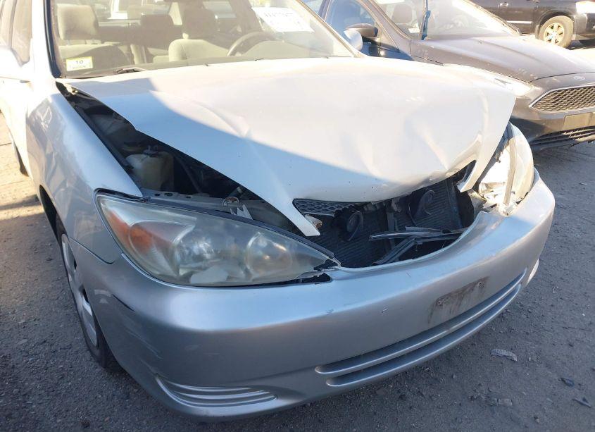 Photo 6 of 2003 Toyota Camry LE (VIN 4T1BE32K93U144567)