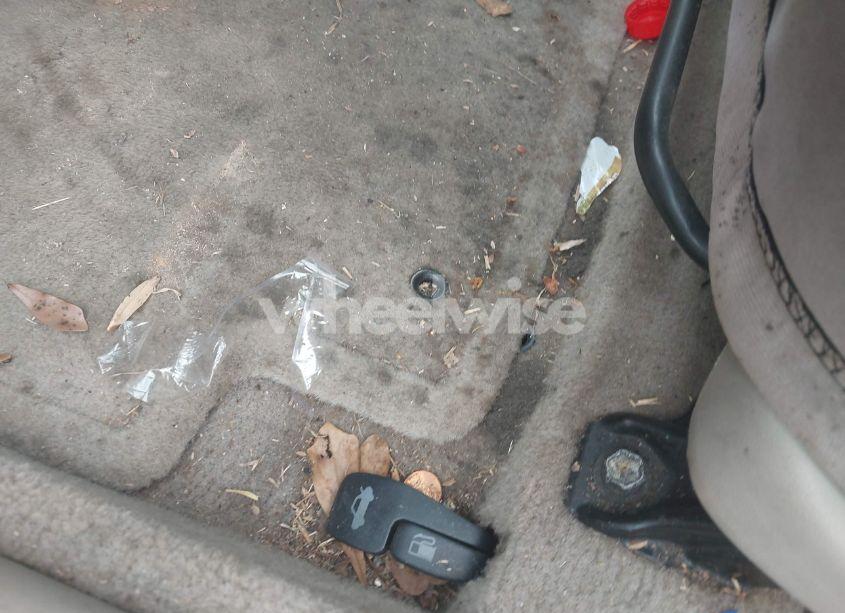 Photo 12 of 2003 Toyota Camry LE (VIN 4T1BE32K93U146514)