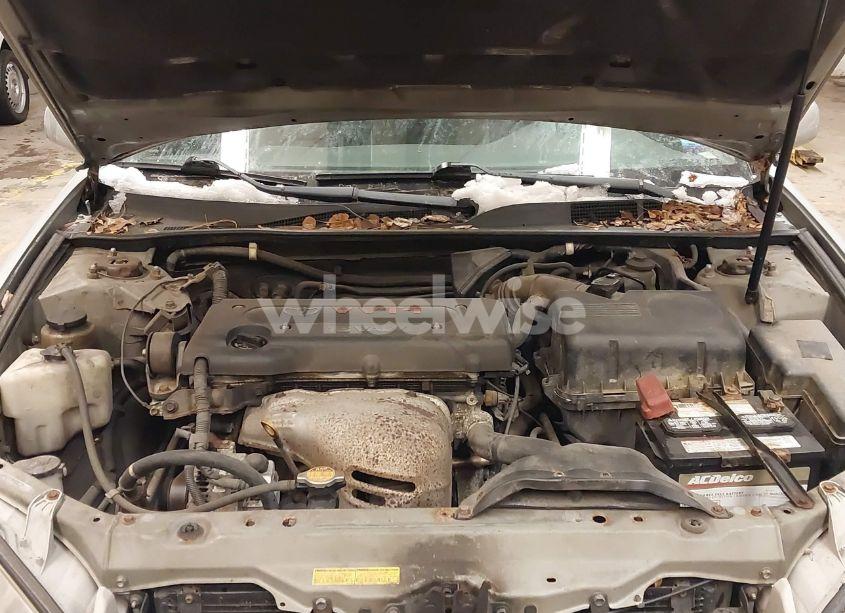 Photo 10 of 2003 Toyota Camry LE (VIN 4T1BE32K93U147095)