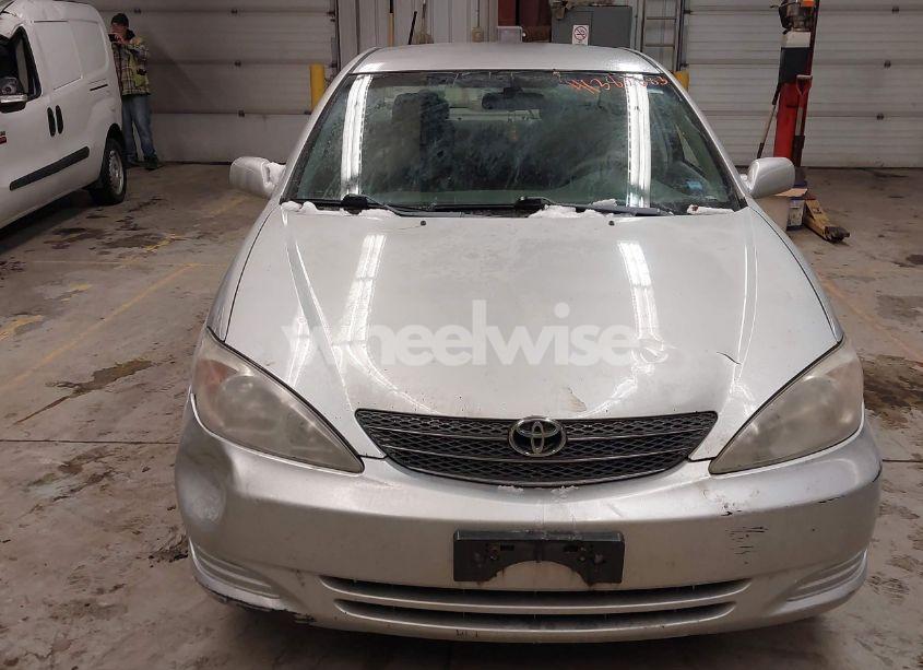 Photo 6 of 2003 Toyota Camry LE (VIN 4T1BE32K93U147095)