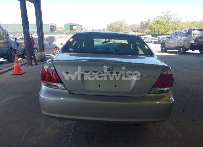 Photo 17 of 2003 Toyota Camry LE (VIN 4T1BE32K93U154421)