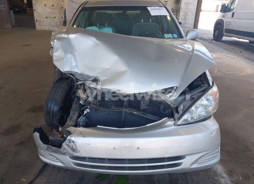Photo 6 of 2003 Toyota Camry LE (VIN 4T1BE32K93U154421)
