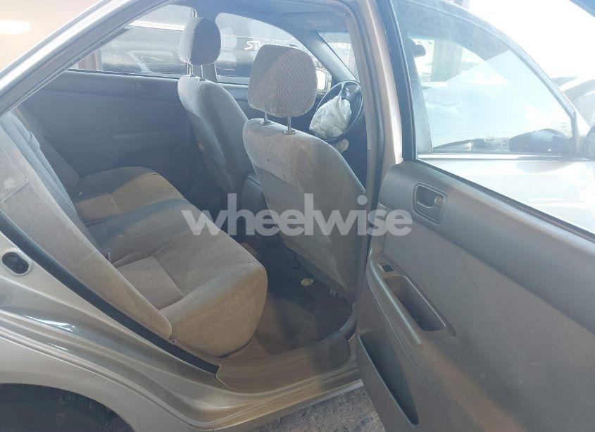 Photo 8 of 2003 Toyota Camry LE (VIN 4T1BE32K93U154421)