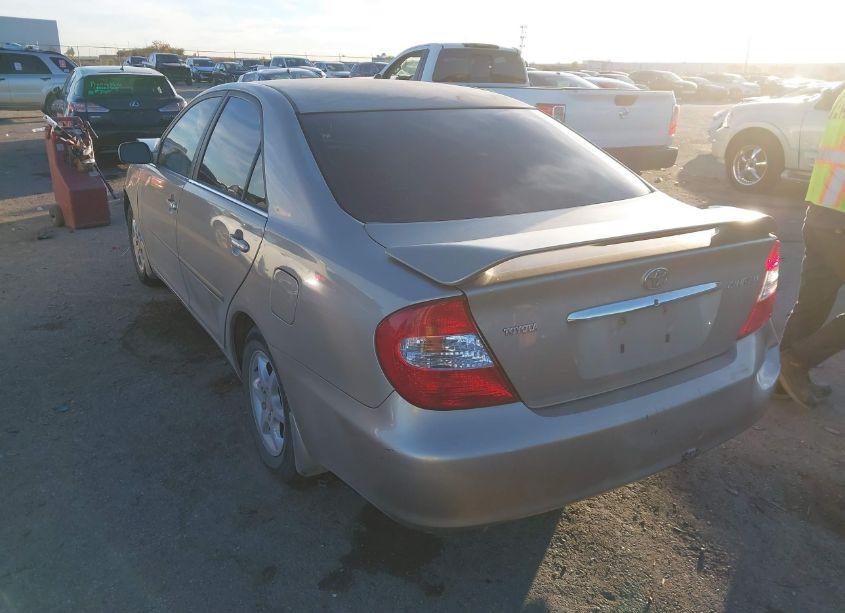 Photo 3 of 2003 Toyota Camry LE (VIN 4T1BE32K93U160204)