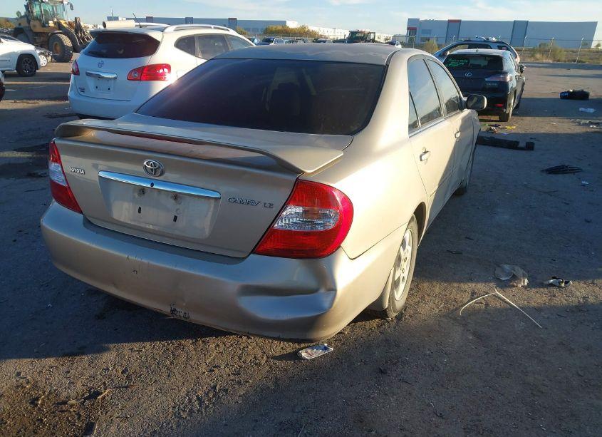 Photo 4 of 2003 Toyota Camry LE (VIN 4T1BE32K93U160204)