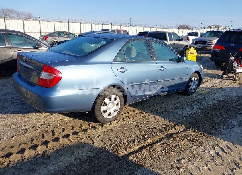 Photo 4 of 2003 Toyota Camry LE (VIN 4T1BE32K93U212673)