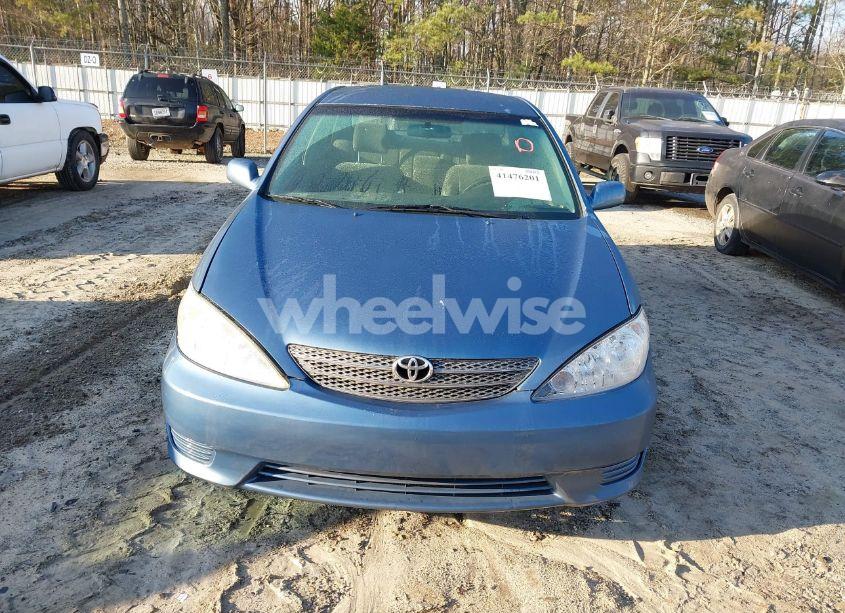 Photo 6 of 2003 Toyota Camry LE (VIN 4T1BE32K93U212673)