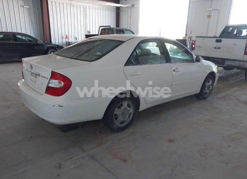 Photo 4 of 2003 Toyota Camry LE (VIN 4T1BE32K93U223284)