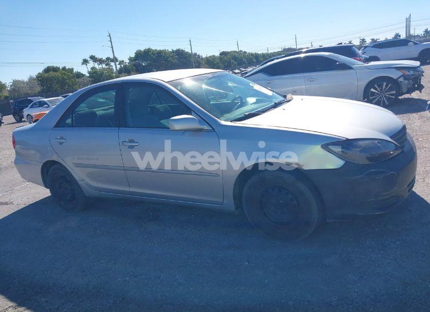 Photo 13 of 2003 Toyota Camry LE (VIN 4T1BE32K93U225519)