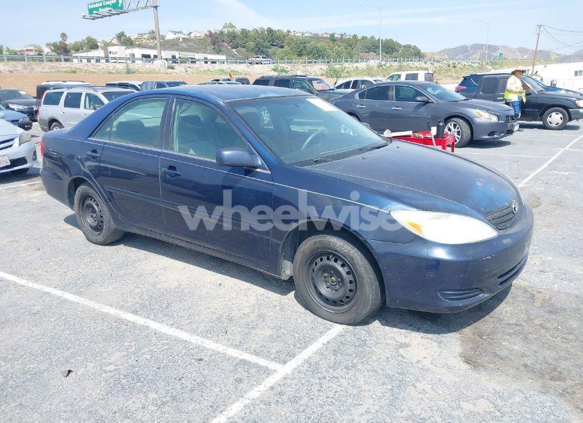 2003 Toyota Camry LE (VIN 4T1BE32K93U249500) main photo