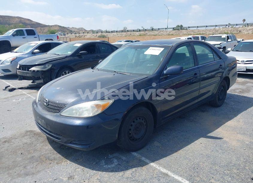 Photo 2 of 2003 Toyota Camry LE (VIN 4T1BE32K93U249500)