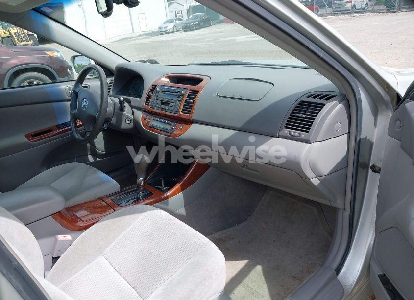 Photo 5 of 2003 Toyota Camry XLE (VIN 4T1BE32K93U260416)