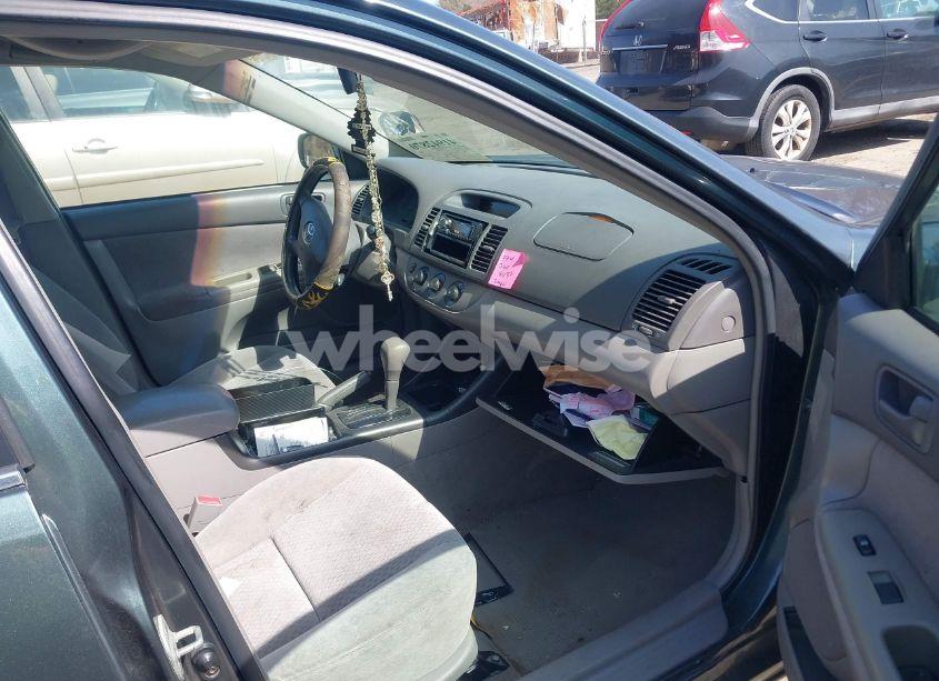 Photo 5 of 2003 Toyota Camry LE (VIN 4T1BE32K93U673842)